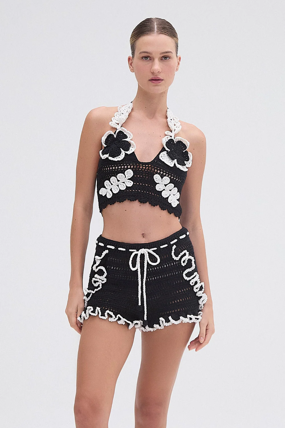 POPPY CROCHET FLOWER SHORT